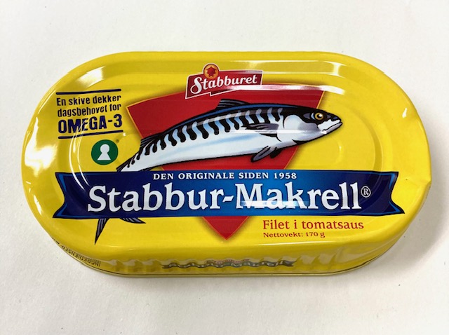 aquavitjapan's tweet photo. 本日届いた新しいサバのトマト缶。旧パッケージと何か違いました。サバの絵が少し小さくなり、ちょっと笑顔になってるかも。(旧→新)
*ネットショップは旧パッケージですが、納品するのは新パッケージです。https://t.co/kWHjdnCW5T #サバトマト缶 #stabbur-makerell https://t.co/fgrHCXccZy