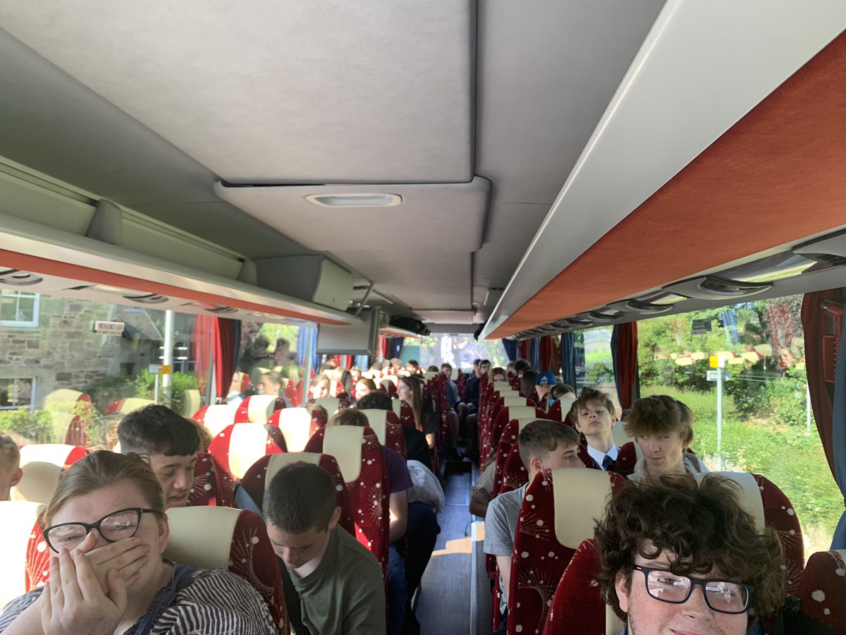 On our way to the <a href="/ScotlandRHShow/">Royal Highland Show</a> ☀️🐮🐏 <a href="/knoxacademy/">Knox Academy</a>
