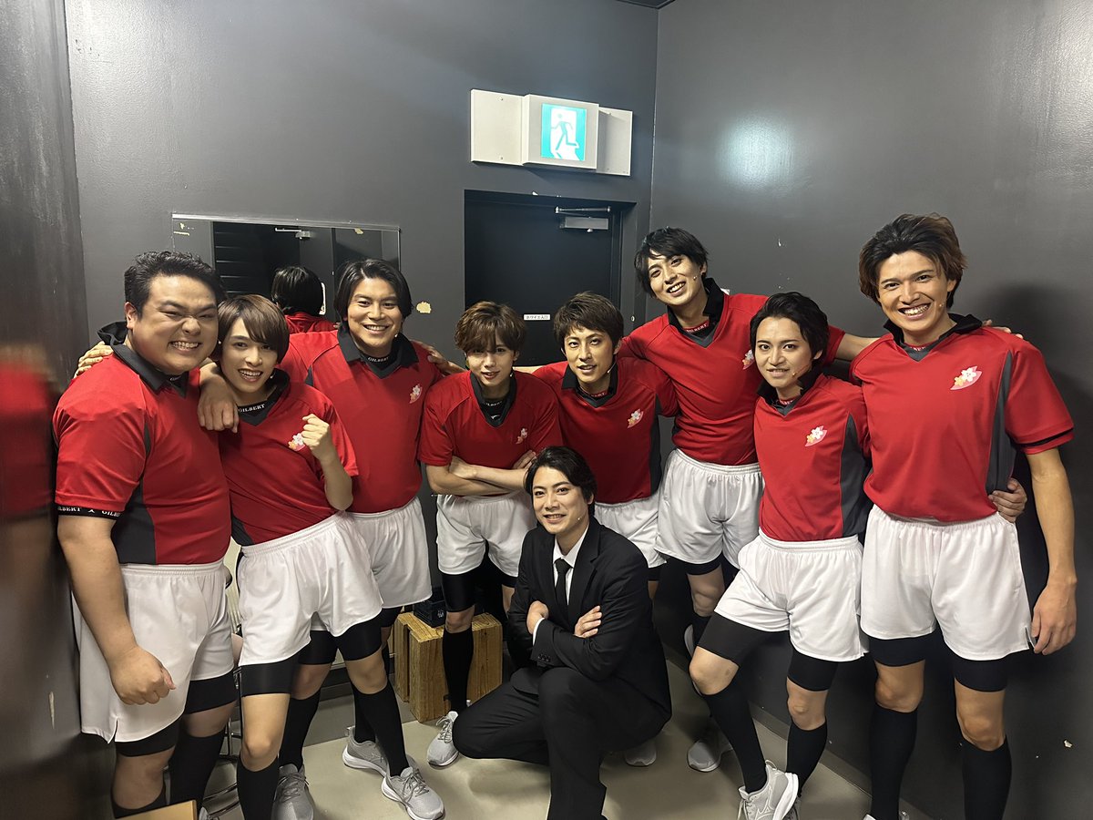 舞台「Go Forward！」
全ての公演が、無事終了しました！！

ご観劇誠にありがとうございました。

また素敵な人達に出会えました。

「ラグビー」最高のスポーツです。
#舞台GoForward 最高の舞台でした。

また劇場でお会いしましょう。