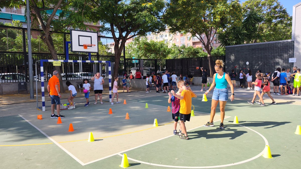 Al Tarra acomiadem el curs com més ens agrada, alumnes, famílies i mestres, jugant i compartint temps plegats 🥰