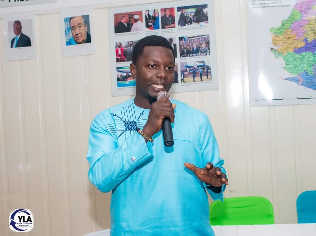 MohamedKunta's tweet photo. The Young People Advocacy Network urge every Sierra Leonean, especially the youth to abstain from violence,respect the political choices of one another, maintain the law, and refrain from hate speech @NetworkYpan #Youth4PeaceProgram @YIAGA #Peace #Hatespeech #Election @AU_AYAPs https://t.co/e25hP0voaI