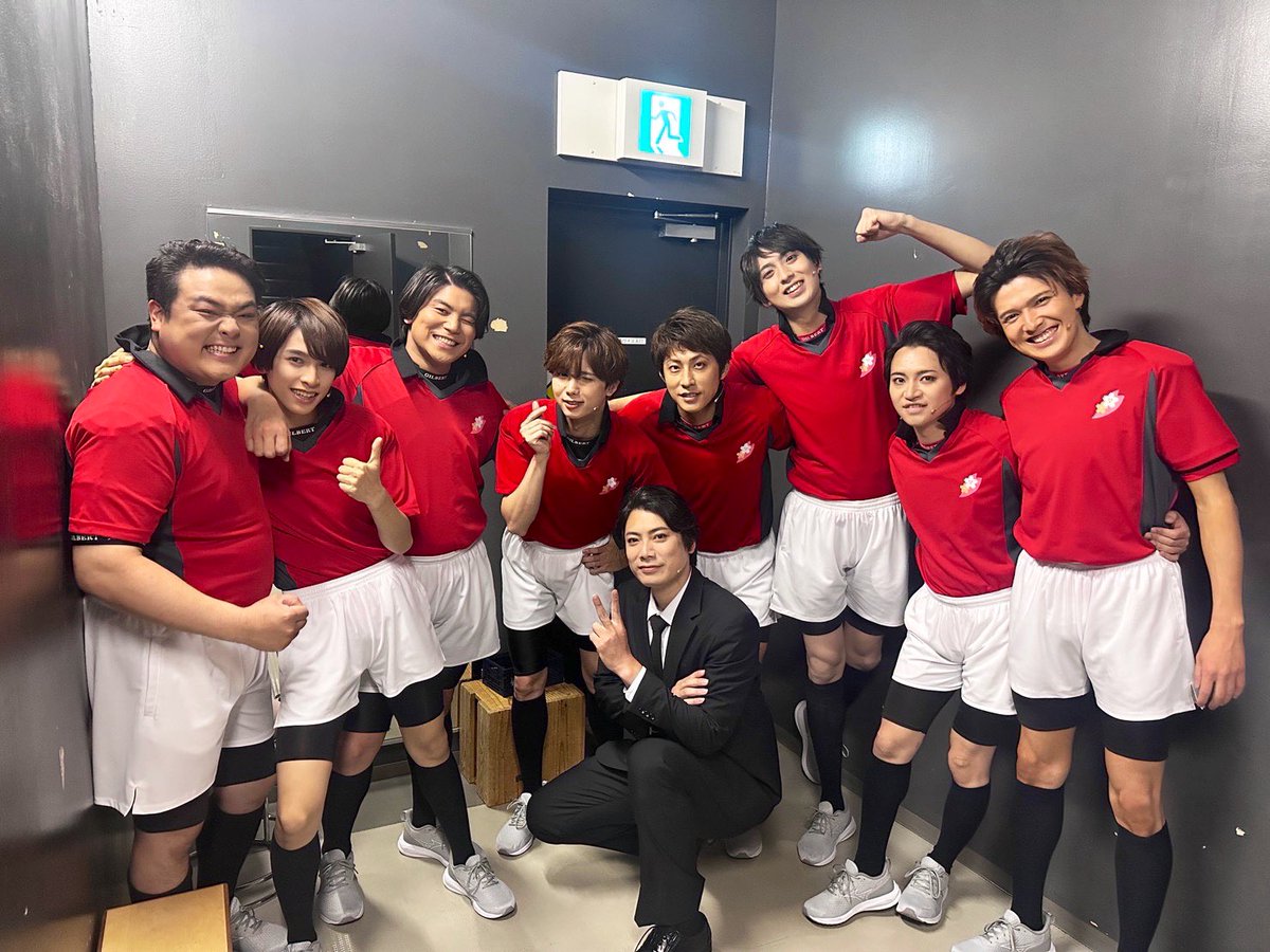 #舞台Goforward
本日無事千秋楽を迎えました！！！

今日まで、みんなと一緒に走り切れた事、
本当に嬉しく思います！！！
ご観劇頂きました皆様、
誠にありがとうございました！

この作品に出会えて、みんなに。そしてみなさんに。出会えて良かったです。
またどこかで会えるのを楽しみにしてます！