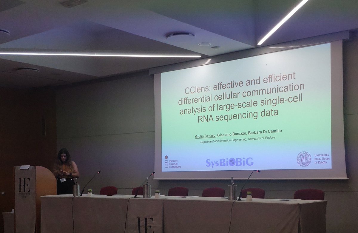 Let's start! Don't miss the mesmerizing talk of our Ph.D. @GiuliaCesaro4 on CCLens: our latest framework to tackle #singlecell omics differential cell-cell #communication analysis 🧬🔬 providing an easy-to-use #shiny interactive interface.

Stay tuned 🤩

#BITS23 #Bioinformatics