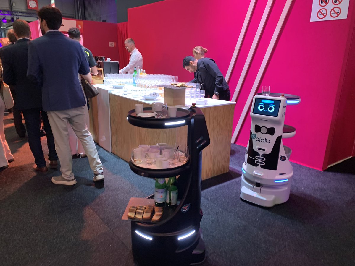 #VivaTech It was quite a sight to watch our 2 Plato #robots helping the staff for bussing tasks, cleaning tables and drinks at the #VivaLounge #Hospitality #innovation #vivatech2023