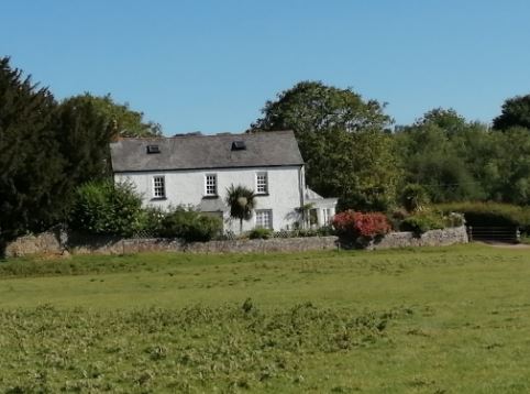 The Old Rectory Bed & Breakfast provides a double room with adjoining private bathroom. Guests can enjoy a full English breakfast in the dining room each morning.
thebandbdirectory.co.uk/14762 
#bandb #fullenglishbreakfast #warmwelcome #adultonly #explore #abergavenny #monmouthshire