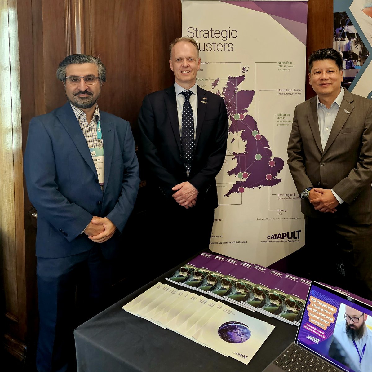 CSACatapult's tweet photo. ⚡️ Last week @CSACatapult attended @LDNTechWeek
CEO Martin McHugh joined the #compoundsemiconductor panel at The Welsh Tech Showcase
Strategic Development Director, Andy Sellars, joined the 'International Telecoms Conference' panel in partnership with @SciTechgovuk #LTW23 https://t.co/nuqw7l3u5b
