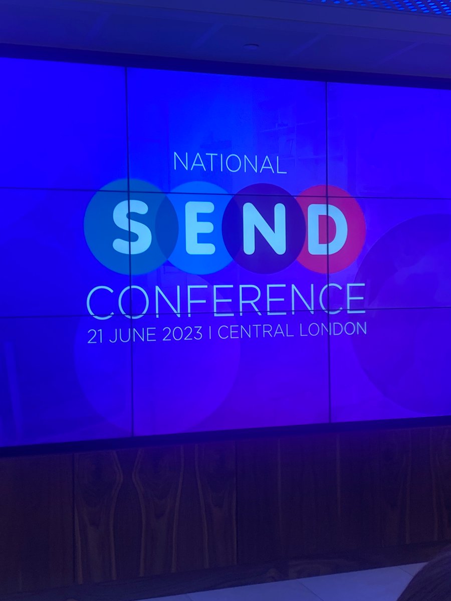 Claire_SLT's tweet image. Interesting time yesterday in London discussing ‘what works’ for SALT provision in schools at #SENDConference. 

Slightly dampened by all the trains being cancelled on the way back but I got home…eventually! #MySLTDay