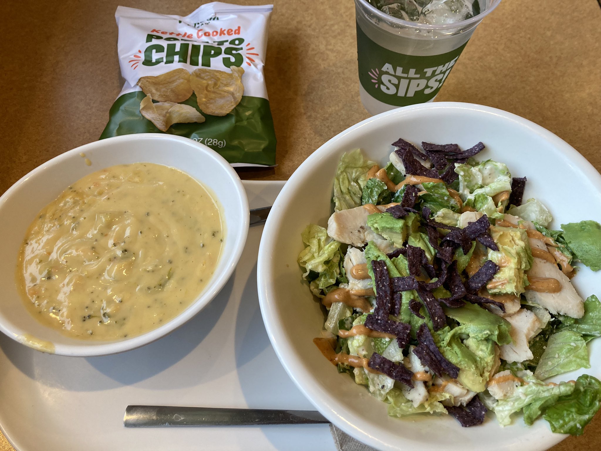 太鼓腹ブロッコリーチェダースープのレシピ