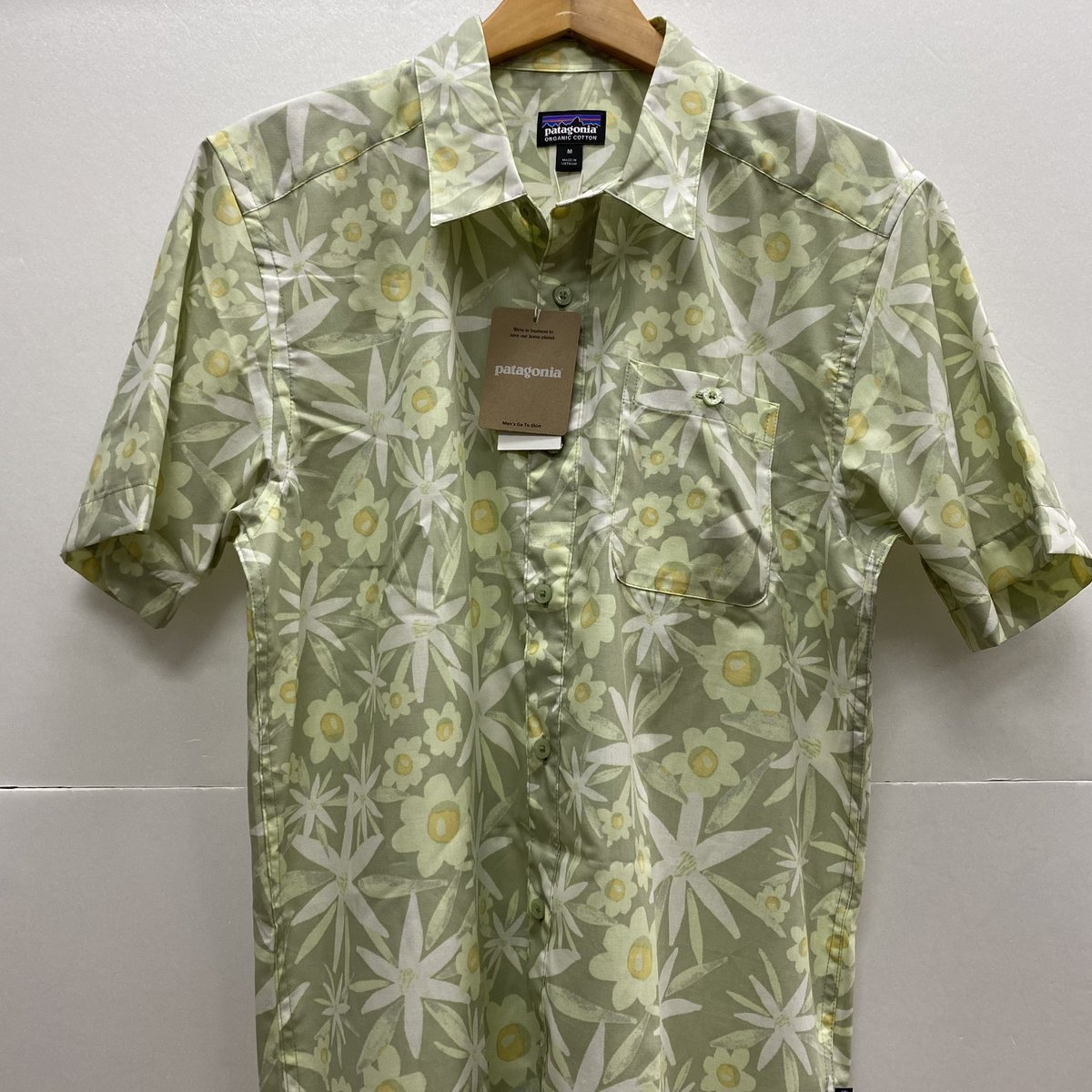 b__flat's tweet photo. 【Patagonia】
シャツ入荷❕

60%オーガニックコットン、
40%リサイクルポリを使用しているので着心地が��く、シワが付きにくいのが特徴。
スリムフィットなのでオーバーになりすぎることもなく、ジャストで着たい方におすすめです。

サイズ : S〜XL

¥11,000+tax https://t.co/nYO0Jnfu0J