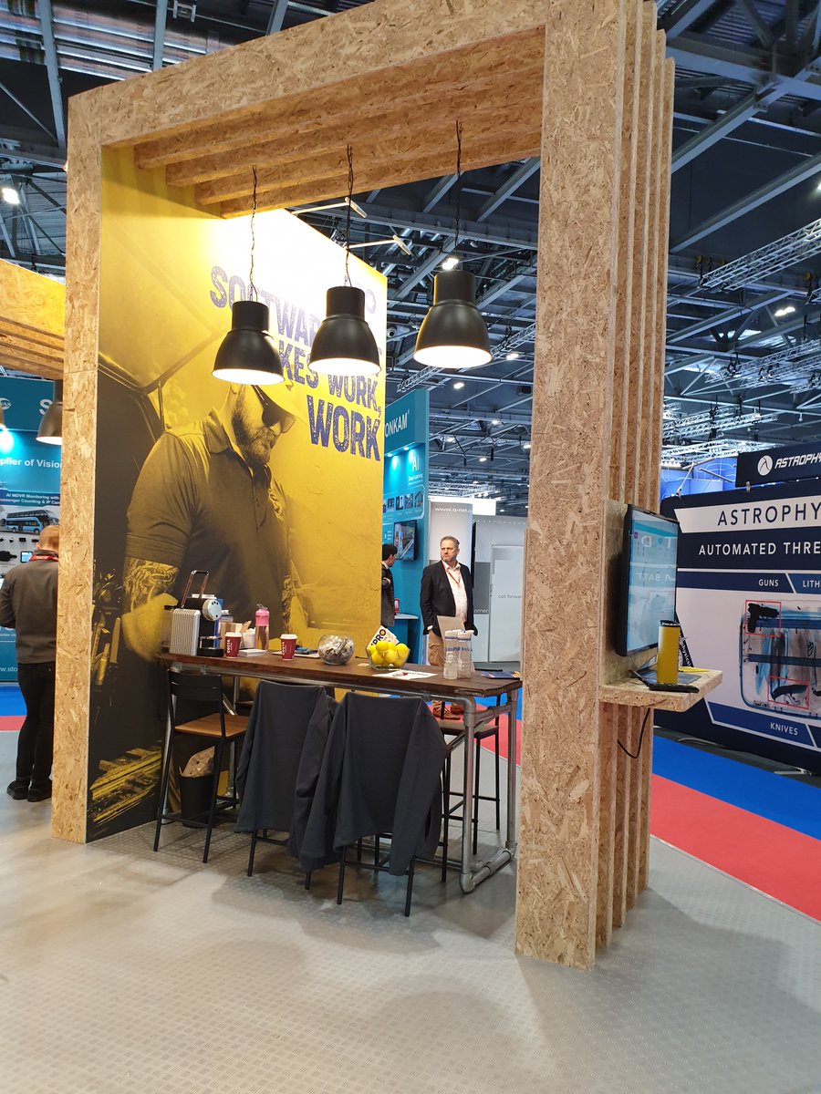 AMCExhibitions's tweet photo. A custom exhibition stand is a significant investment for any business, but our client @simprosoftware  demonstrates how to achieve maximum ROI : one stand configured different ways and used for multiple events throughout the year.  Get in touch to discuss what we can do for you. https://t.co/dKbDR65Cvu
