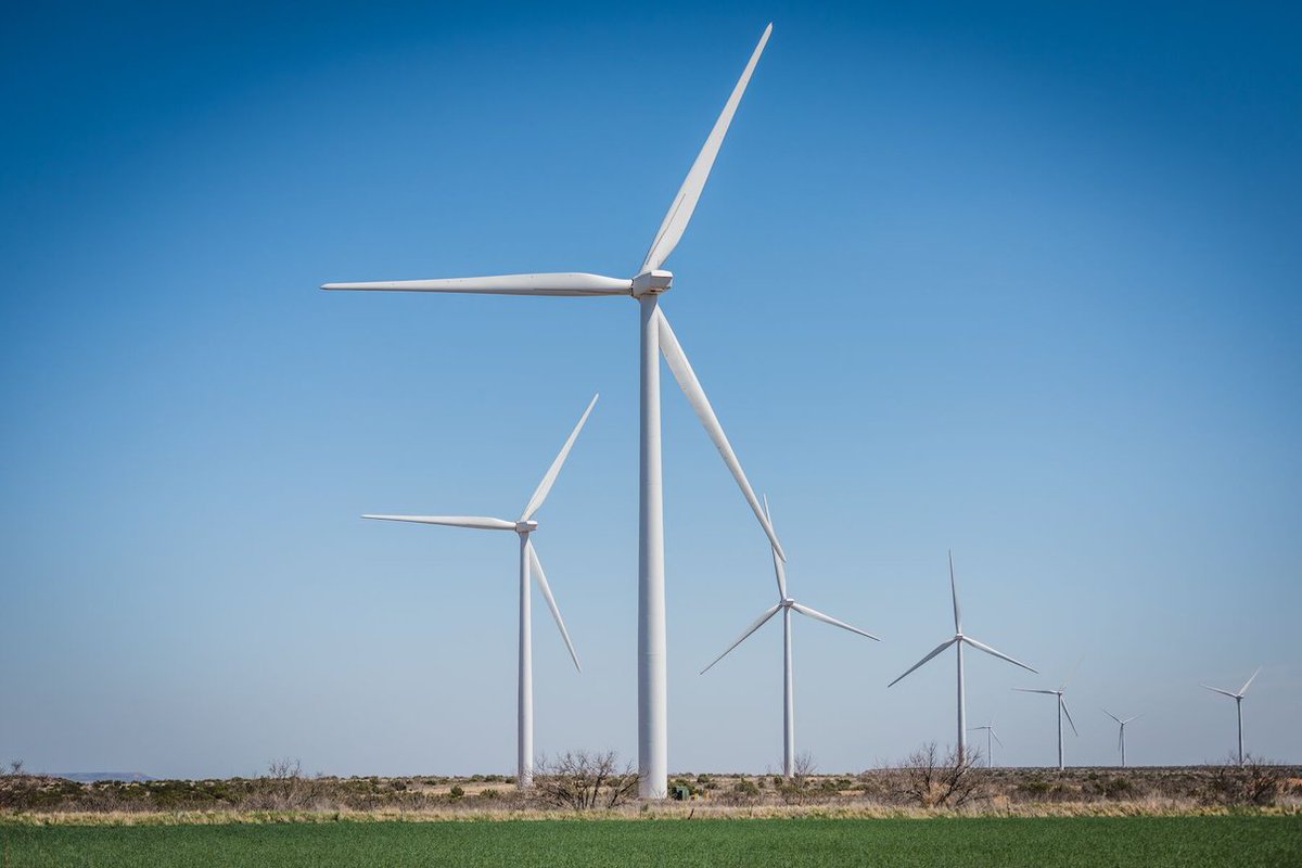 Several US utilities have announced or completed multi-billion dollar sales of their unregulated renewable energy assets in recent months. Windpower Monthly explores the reasons for the sales @BloombergNEF 
#windpower #renewables #energytransition
ow.ly/hvyn50OUCwm