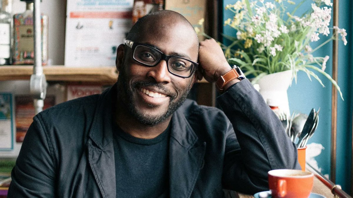 thebookseller's tweet photo. .@HodderBooks and @RNAtweets have partnered to launch Love at First Line, a one-off £2,500 prize in celebration of 25 years of Hodder publishing @mikegayle.
Find out more: https://t.co/6IoRc32BXS https://t.co/FQFZAM6zh3