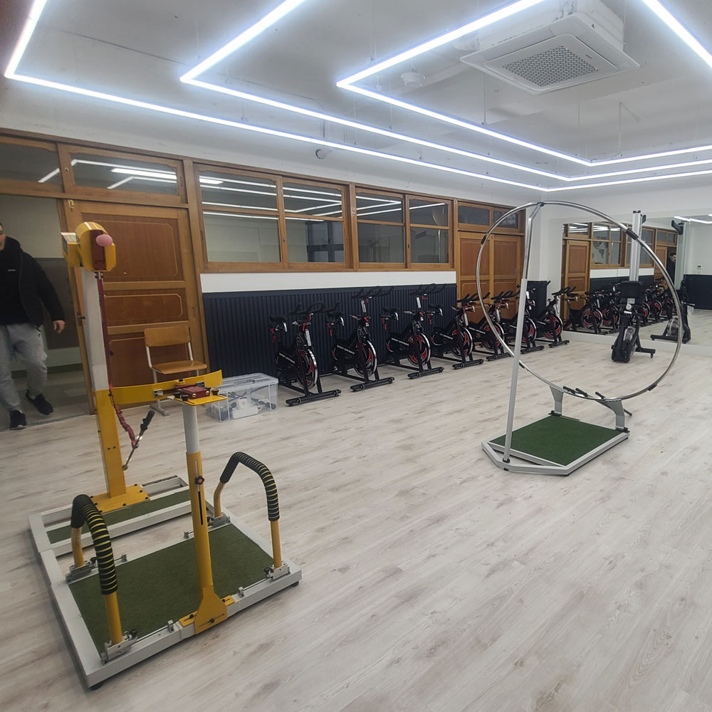 Proswing_Inc's tweet image. 경기 고양일고등학교 #프로스윙플레인 #퍼펙트스윙머신 골프수업을 학생들에게 체계적으로 합니다^^
proswing.kr
제품문의:1899-6637
#실내골프스윙교정 #골프연습기구 #골프자세교정도구 #골프궤도연습장비 #드라이버레슨장비 #아이언레슨장비 #골프몸통스윙연습 #레슨용골프기계