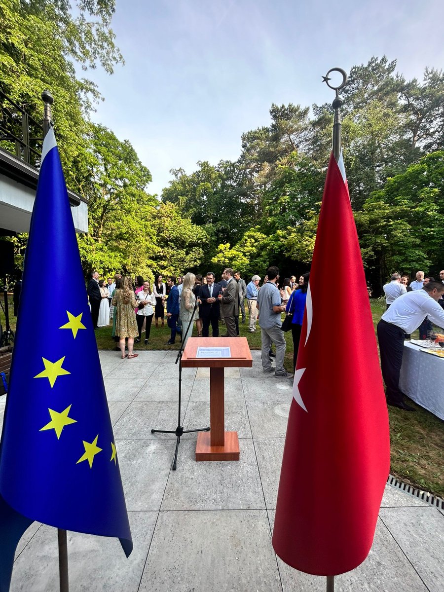 Here we go!💯

🇹🇷Eureka Türkiye 2023-24 Chairship work program introduced. 

This is the beginning of an unique potential for R&amp;D, innovation and 
#BuildingBridgesForGlobalChallenges!🌍👊

<a href="/Tubitak/">TÜBİTAK</a> 

<a href="/EUREKA_NETWORK/">Eureka</a>