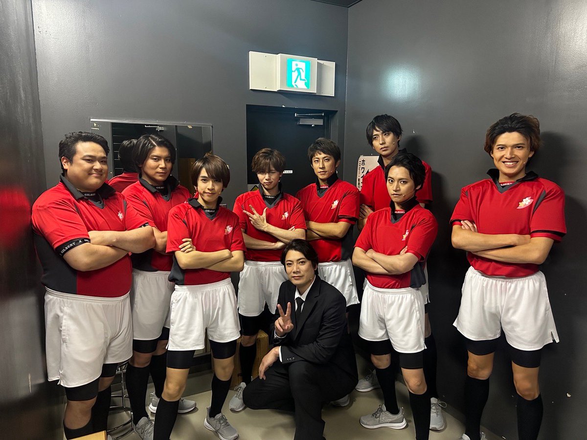 #舞台GoForward
全公演終了致しました。
応援してくださった皆様の支えがあってこうして幕を閉じることができました。
ありがとうございました。

今作品に出会えたこと、浪岡勇輔くんに出会えたこと、キャストスタッフの方々と同じ時間を過ごせたこと、とても幸せです✨

また会いましょう‼️‼️