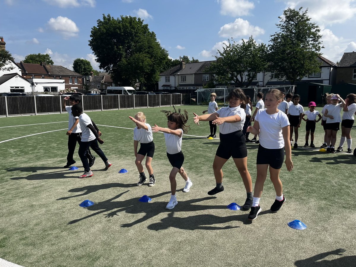 Manor Park Primary Academy tweet media