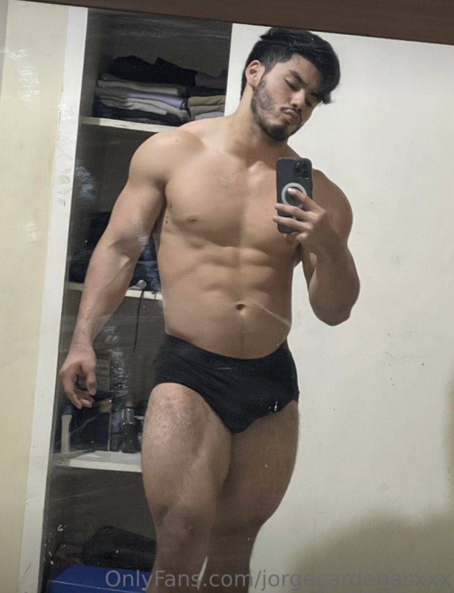 pueblasexpas's tweet photo. jorge cardenas está como quiere!! 🥵🥵🥵 https://t.co/tq0YhGLm71