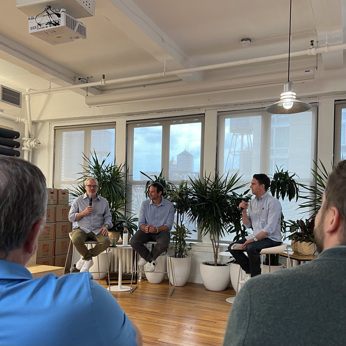 Yesterday, we hosted a panel at our HQ with one of our earliest investors, @robhayes (from @firstround). He has extraordinary experience and perspective having worked as an investor for over 20 years (not to mention some pretty awesome stories, too!). Thanks for joining us, Rob!