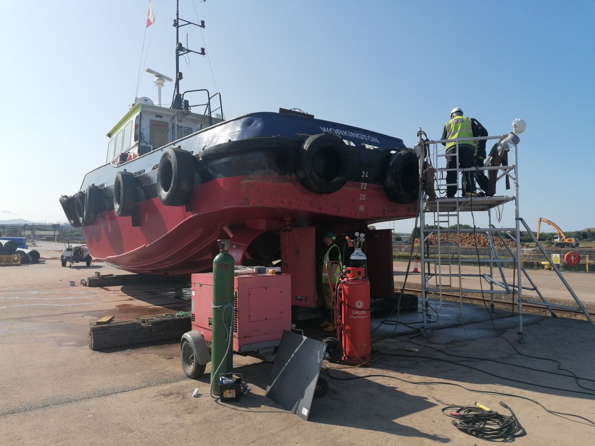 Our pilot/tugboat #derwent is on the quay undergoing its annual spruce up and maintenance. It’s all hands on deck to finish the work on time before the ports #lieberherr crane lifts her back into the water later today.