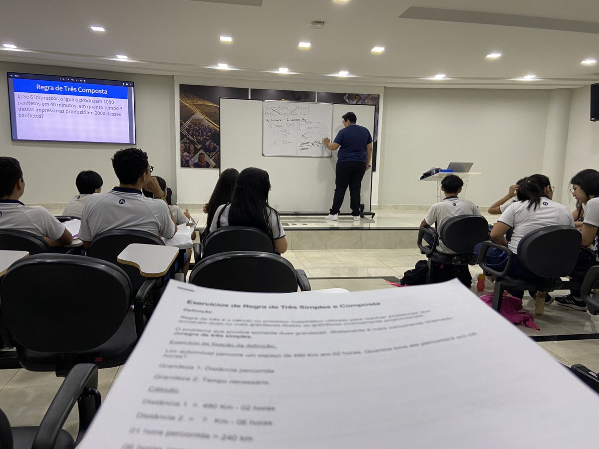 AndreRodrigoSan's tweet photo. Aulão no Colégio Adventista de Santarém. 

Além de prepará-los para o ENEM o objetivo principal é prepará-los para a volta de Jesus. 

#educacaoadventista 
#muitoalemdoensino https://t.co/2RMH9dlqo1