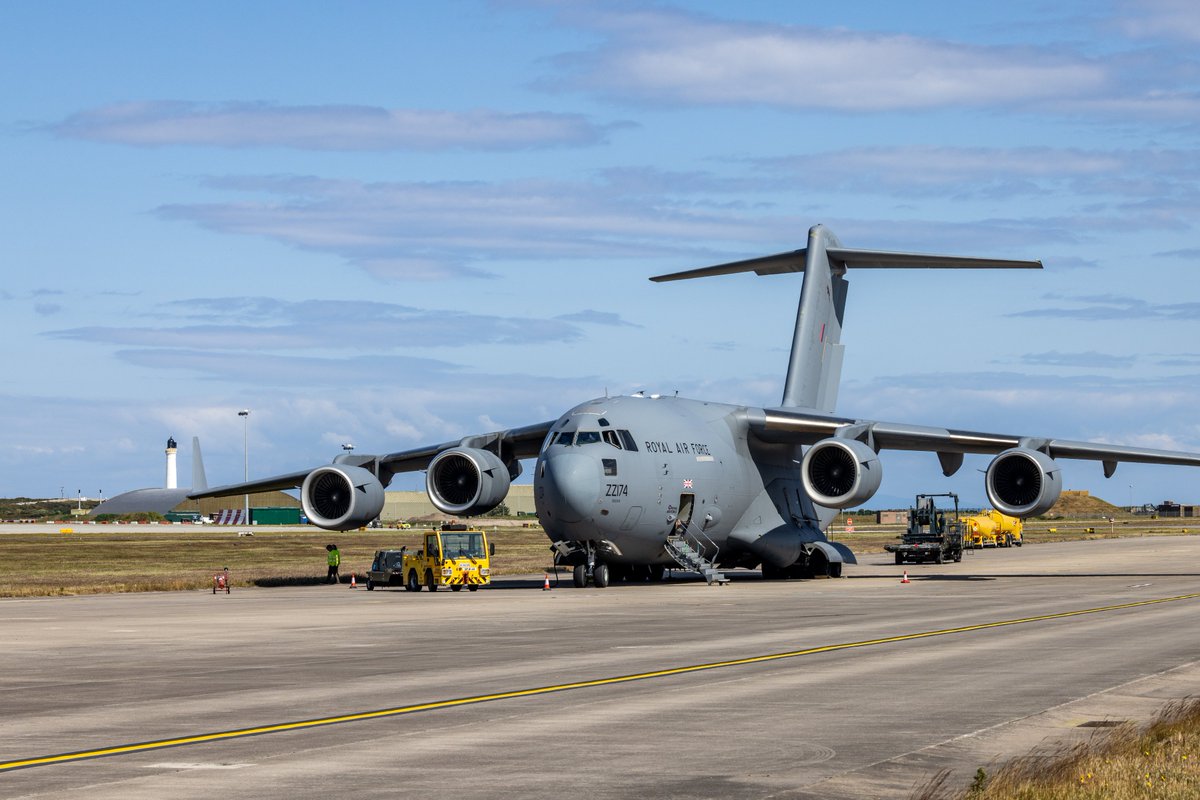 RAFPhotog's tweet photo. RAF Photogs supported a team of highly specialised @rafaswc movers deployed this morning alongside the AMF National Standby A400M, to support the on-going recovery efforts of the Titan submersible

99 Sqn with a C-17 will fly from @RAFLossiemouth moving support equipment https://t.co/ZIaJqotofd