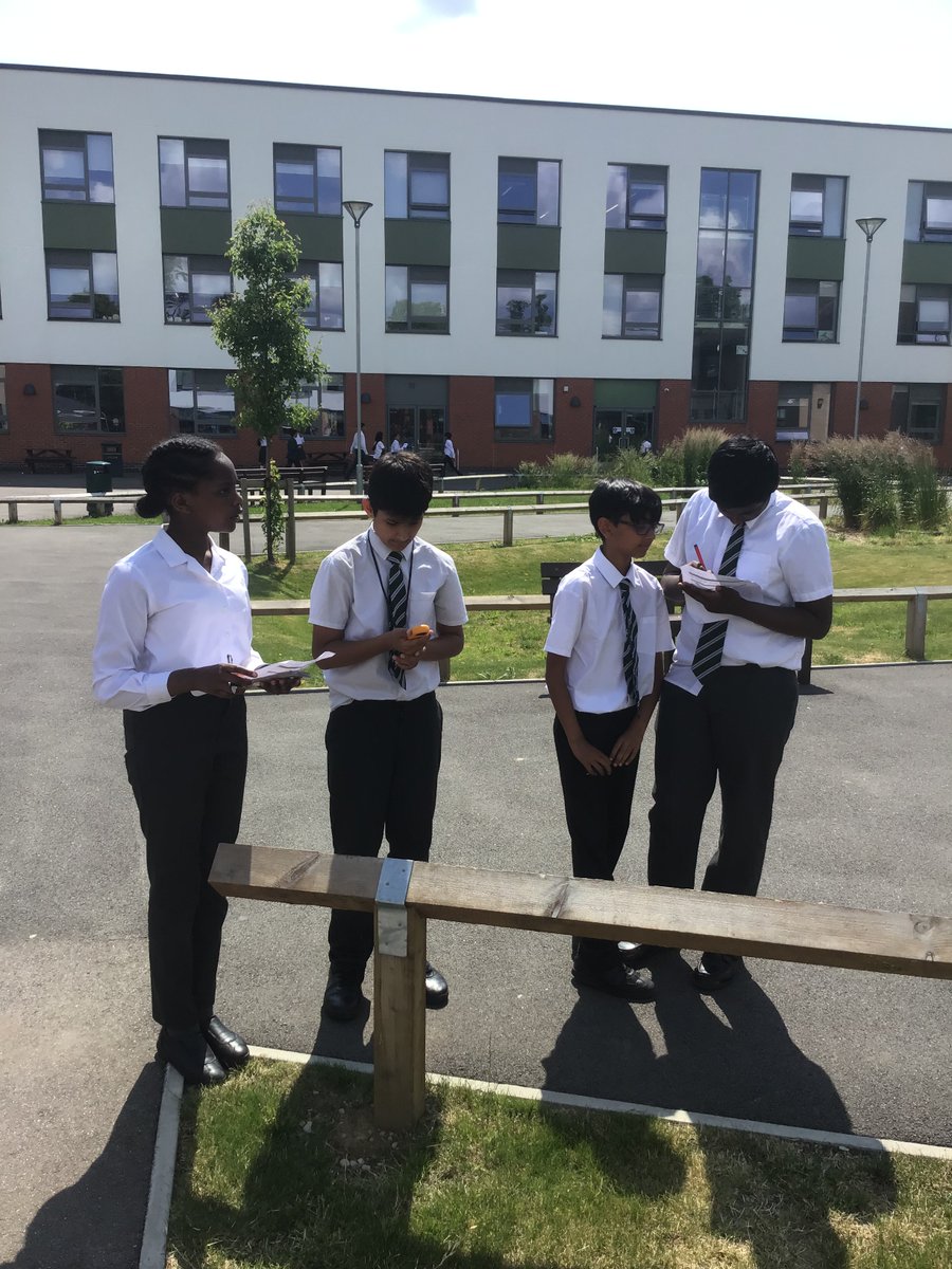 LangleyGSGeog's tweet photo. A great day to go searching for microclimates around the school site. Year 7 geographers working hard and enjoying the sunshine! https://t.co/HqQqioInwd