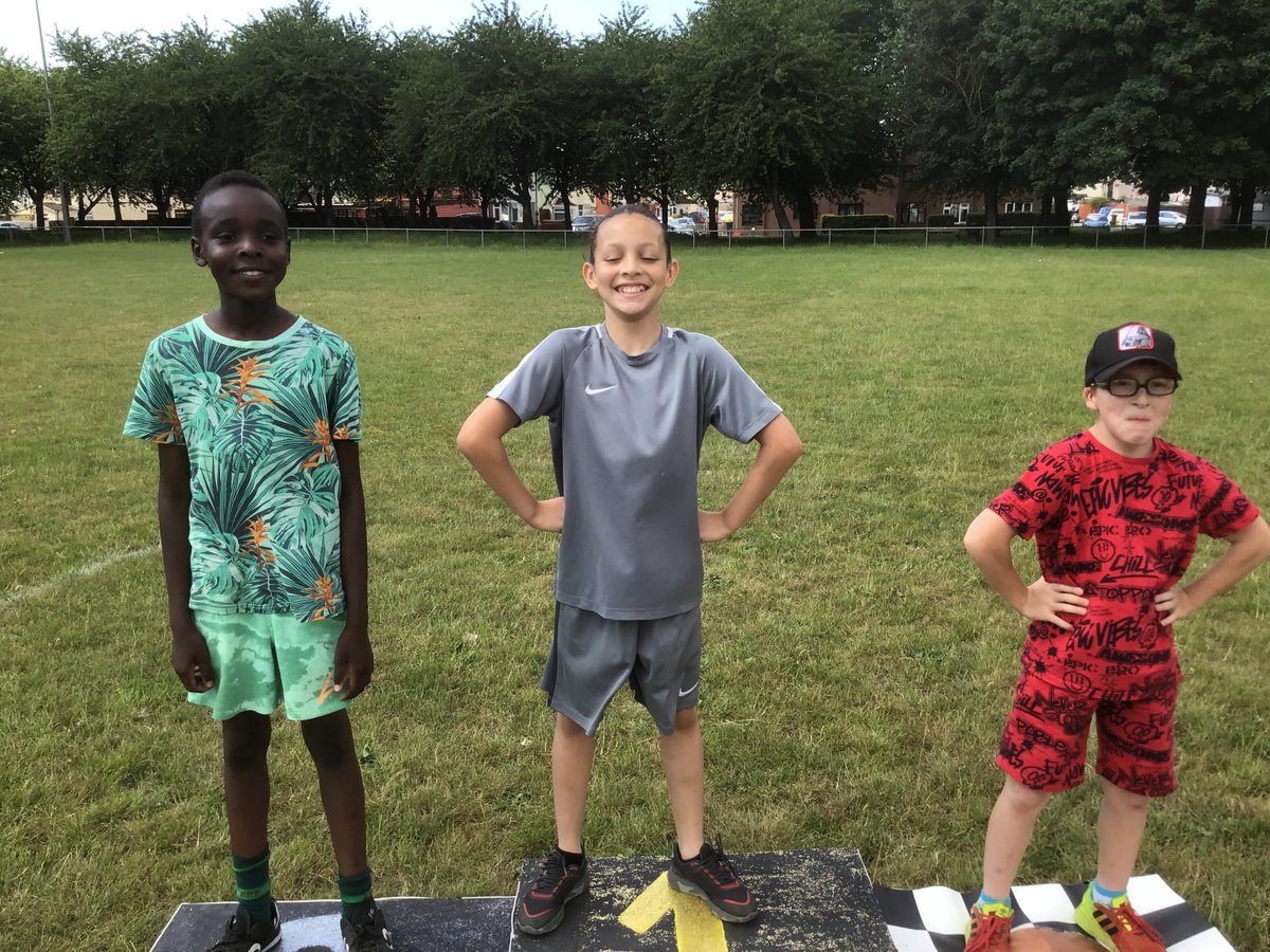 Do we have some podium posers in this set of winners? @Pill_Primary #pillsportsday