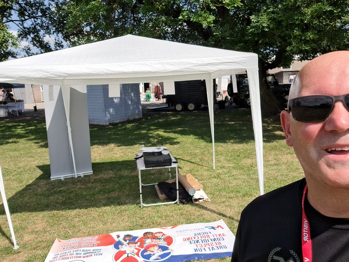 All set up at the Park Road Primary School Summer Fete.....come down and say hi 👋