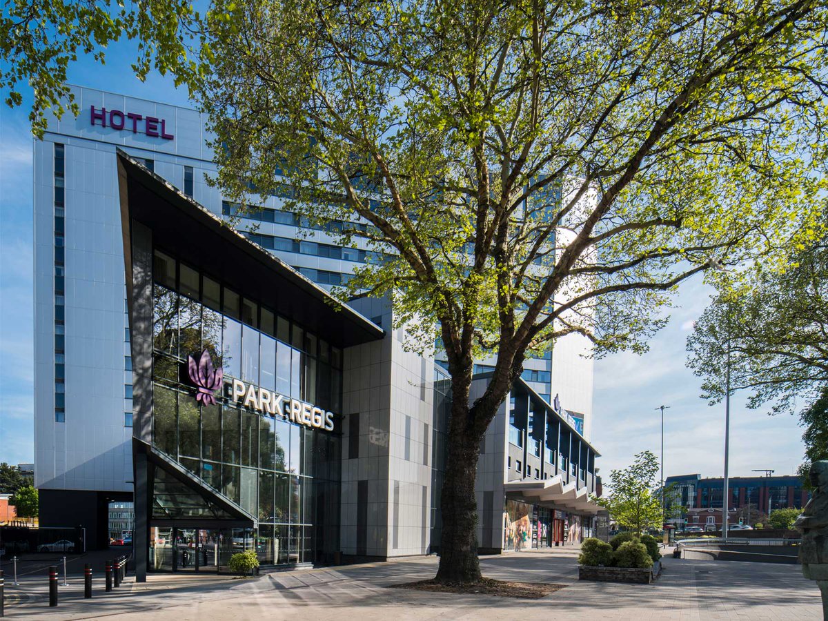 MeetBirmingham's tweet photo. VENUE SPOTLIGHT: @ParkRegisBirm ✨

The hotel's dedicated event suites offer a wealth of facilities to cater for up to 400 people. From restaurant and bar facilities to dining, dancing, and entertainment, everything can be provided.

More: https://t.co/CYoeKOSYBf https://t.co/1nMAU7aDih