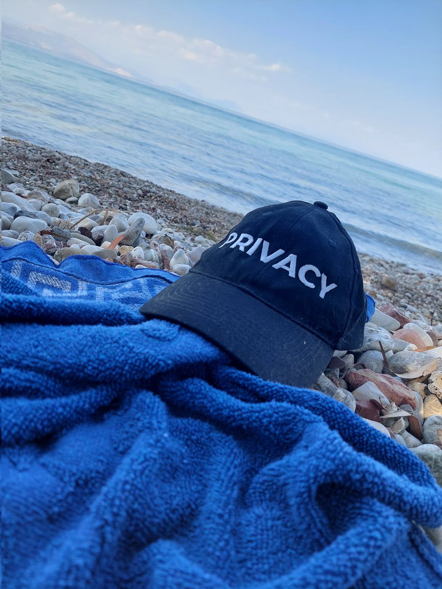 SecretNetworkGr's tweet photo. Καλές βουτιές! 🌊 https://t.co/82OnQTlV4M