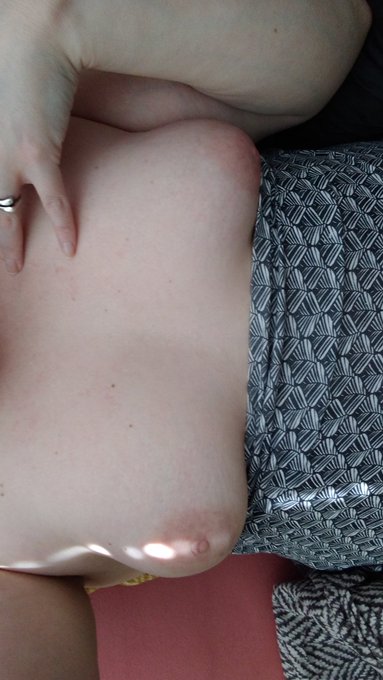 Hazy_Lips’s pics and videos