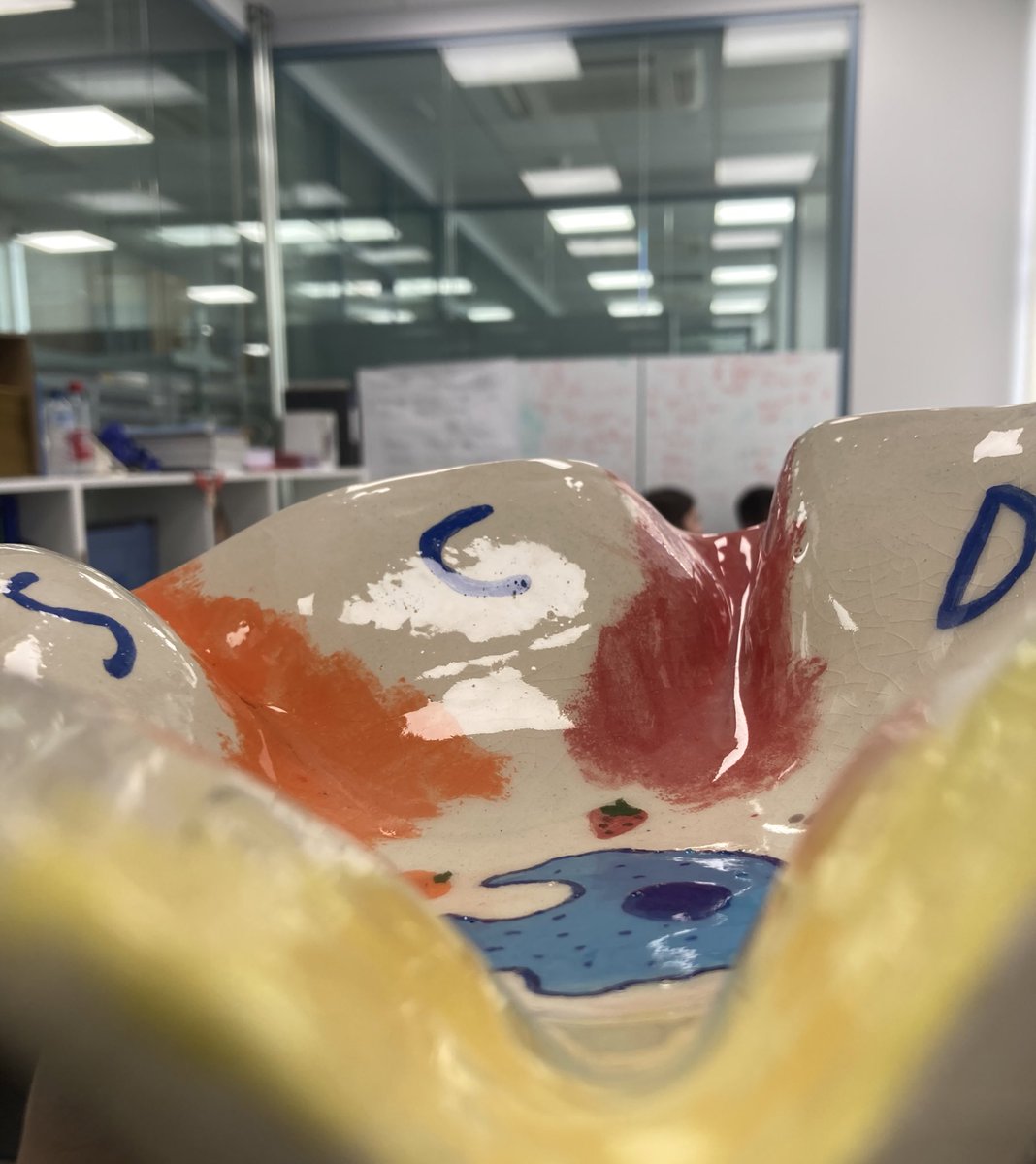 carmengallmtz's tweet photo. @FraticelliLab has a new fruit bowl !!!!!! 🍇🍓🍊🍐🍌
choose your fate and feed the macrophage!
#art #science #stemmy https://t.co/US7hXkGEz4