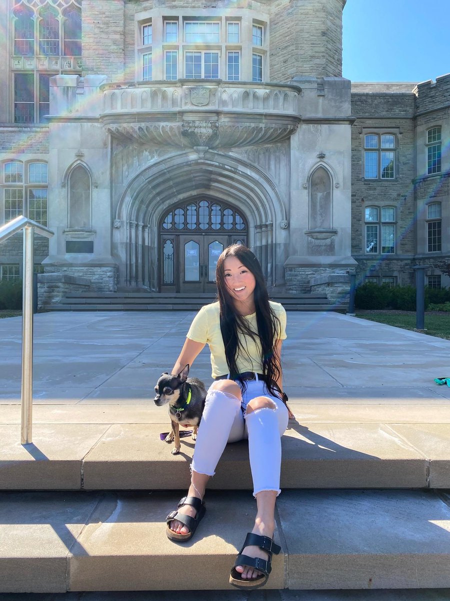 After moving across Canada for my undergraduate at Western, in hopes of pursuing a PhD, I’m excited to share that I have officially completed my PhD in Medical Biophysics✨
It’s been such a memorable 9 years, and I’m so thankful to everyone who has been a part of this chapter.📗