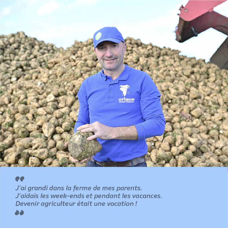 Cultures_sucre's tweet photo. 📷[#VisagesDuSucre]
Comment devient-on agriculteur et planteur de betteraves à sucre ? 👉 Découvrez le dernier épisode de notre série photo avec @BruCardot, où celui-ci nous parle de sa vocation @_MissBetter