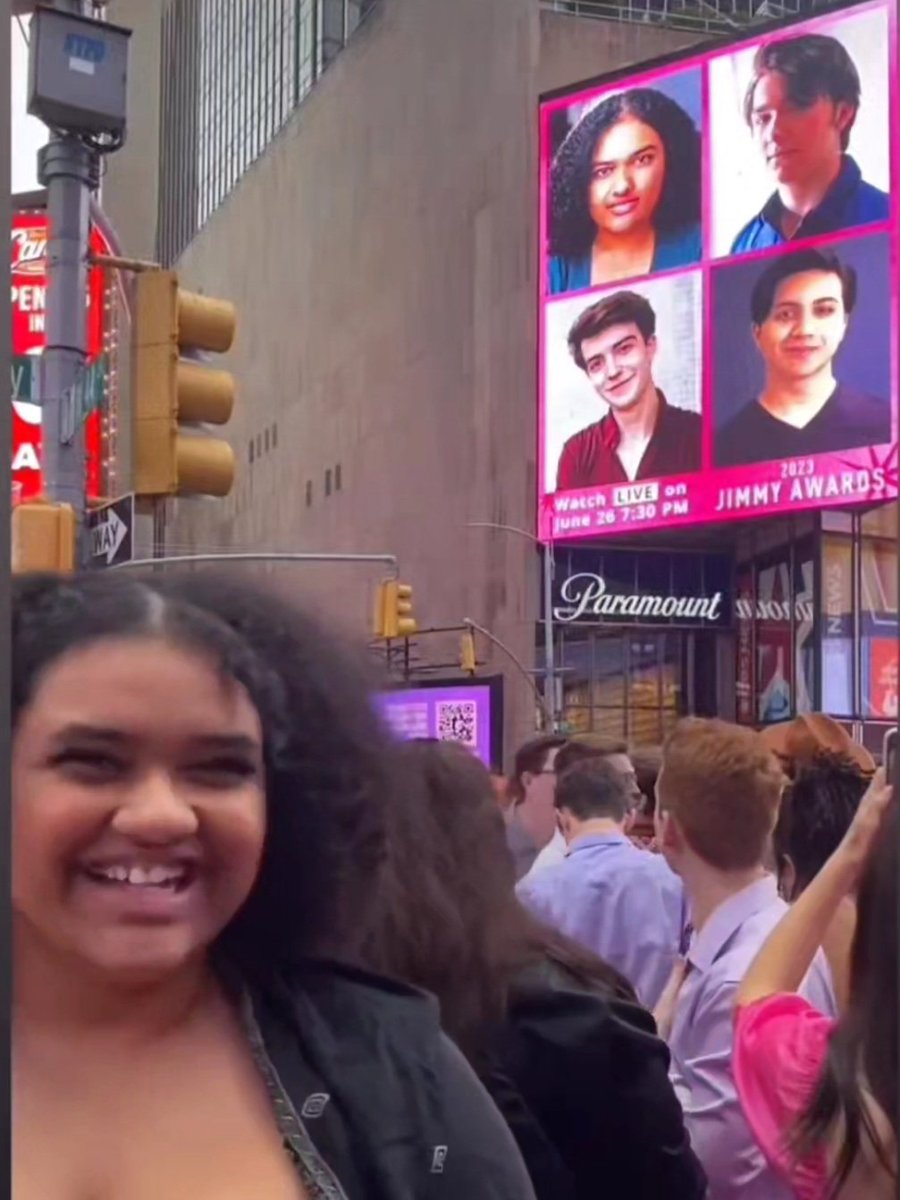 Congrats to Isabella Jackson, recent 2023 Fairfax High School grad. She got to see herself in Times Square! She competes @JimmyAwards with 97 others around the nation on Broadway Mon the 26th @MinskoffTheatre ! @FairfaxSchools @NationalTheatre #fairfaxhighschool #Fairfaxcity
