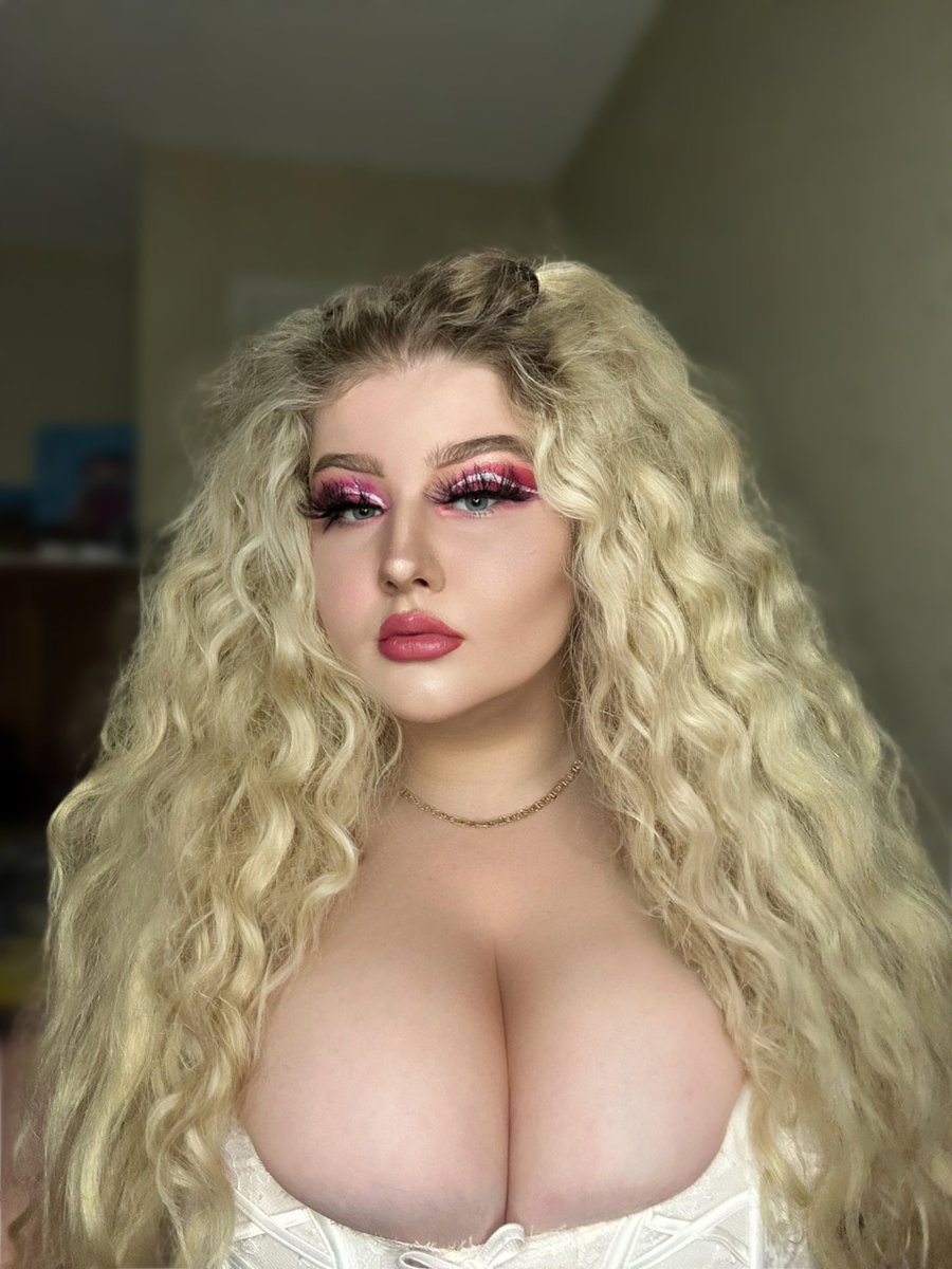 God Honey🍯5/3 🥳 tweet media