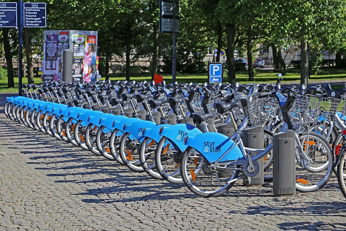 The Transportation Committee has passed our office report on Bike Share in #Ottawa. Staff will now work on developing the program for this term of council. Great news for efficient connectivity in our city #Ottnews #Ottcity