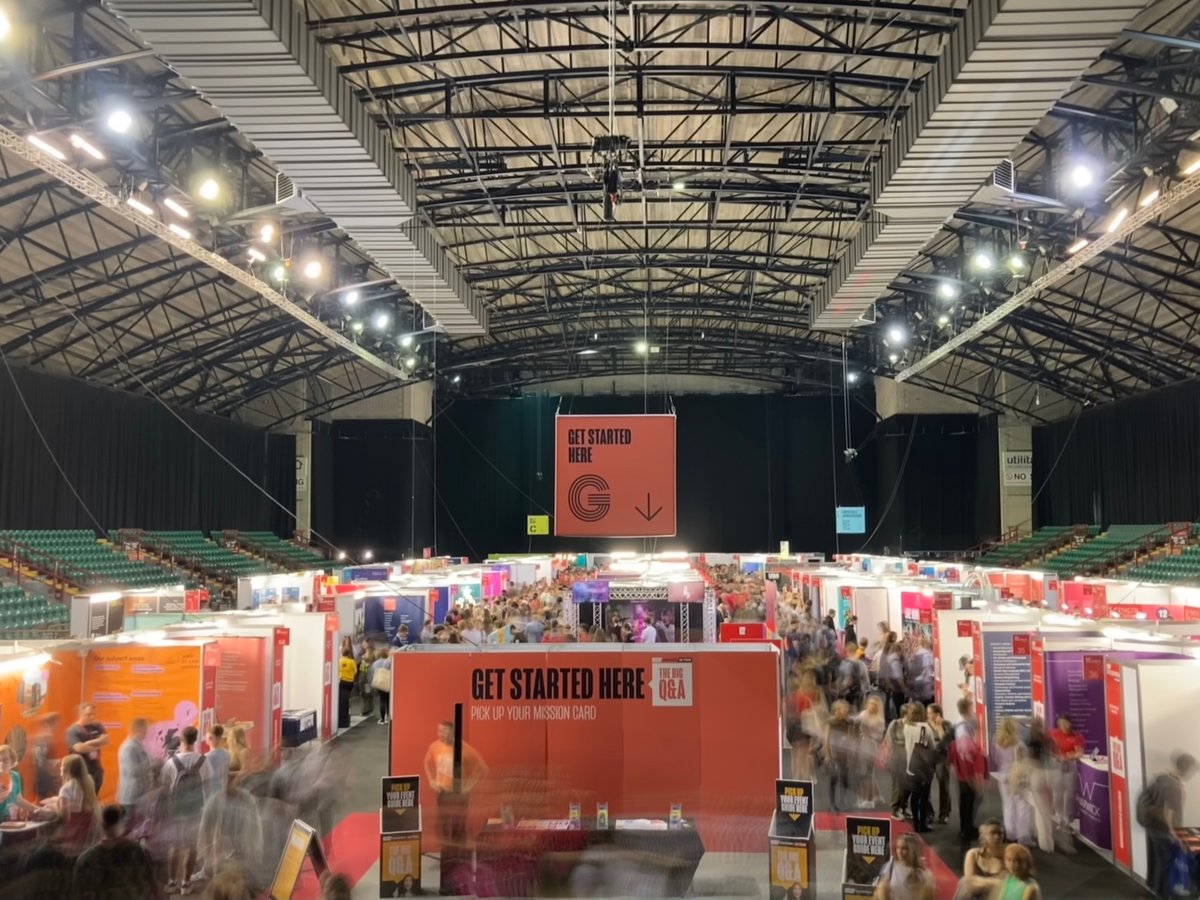 A fantastic day had by all the year 12 students at the UCAS exhibition in Newcastle 
#UCASdiscoveryUKtour