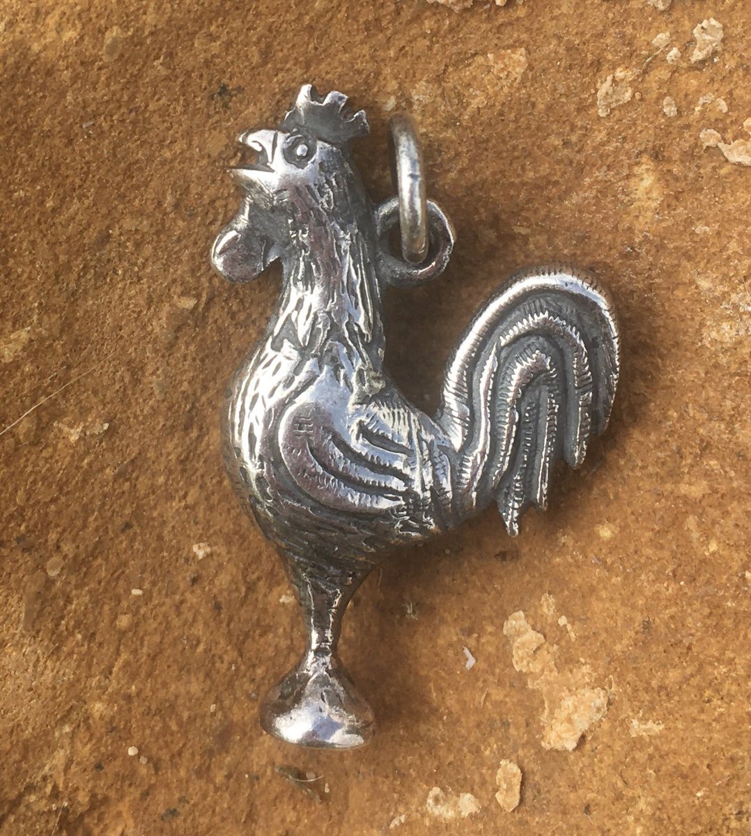 #etsyshop #JamesAvery #Vintage #SterlingSilver #Rooster #Charm #Chicken #FarmAnimals #silver #giftsforher #vintagejewelry #etsy #etsygifts #etsyfinds #etsyseller #barnyards #charmbracelet #jewelry #collectables #cute  etsy.me/3UCKs6b