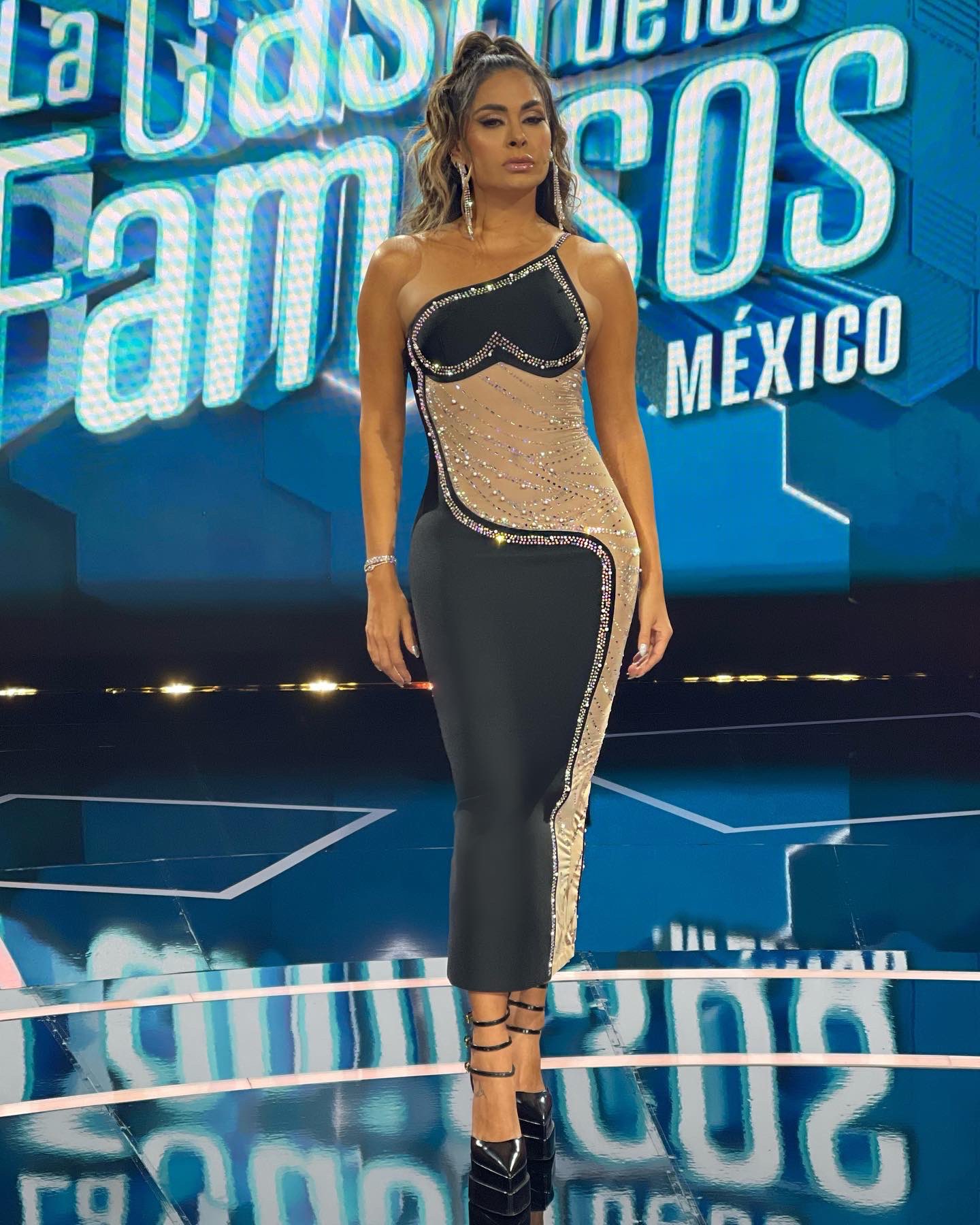 Galilea Montijo on X: #LaCasaDeLosFamososMx t.co54760os6cX  X