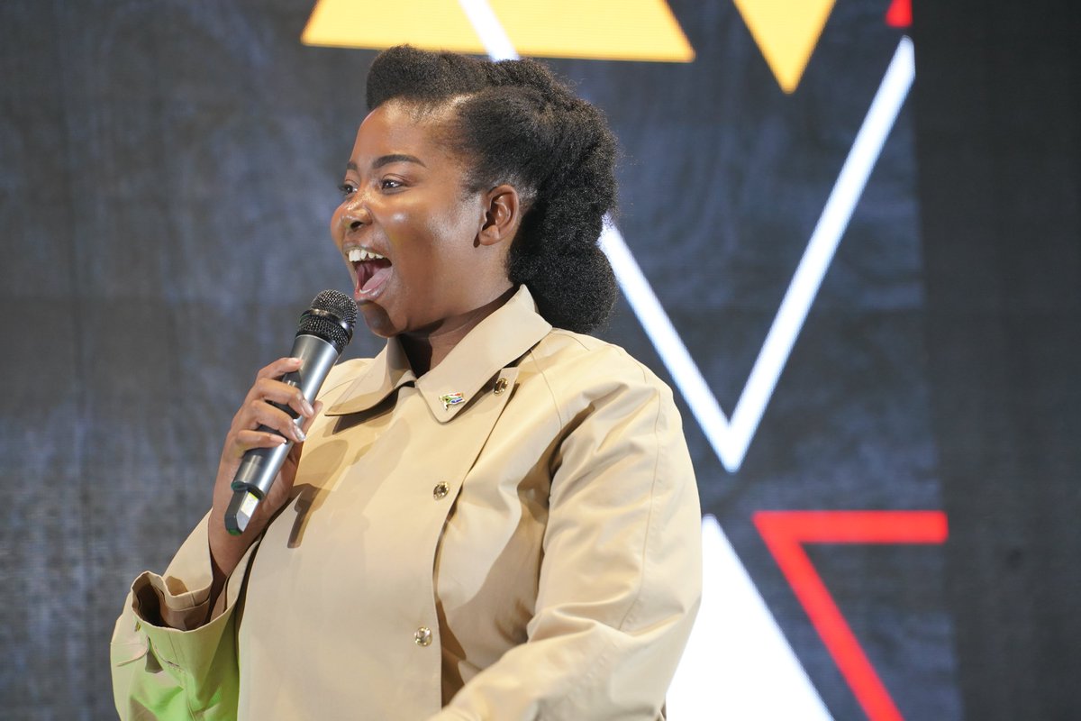 NYDARSA's tweet photo. [HAPPENING NOW] NYDA Executive Deputy Chairperson, Ms. Karabo Mohale leads a panel discussion.

Catch it, here:
- Facebook: https://t.co/cvxl8rkyPe
- Vimeo: https://t.co/jthQ96ckj5
- YouTube: https://t.co/yjrWMEnxKD
- Twitter: https://t.co/RckqObPx9H

#NYDA #InvestmentRoundtable #YouthMonth #YouthMonth2023 #LimitlessYouth #SouthAfrica