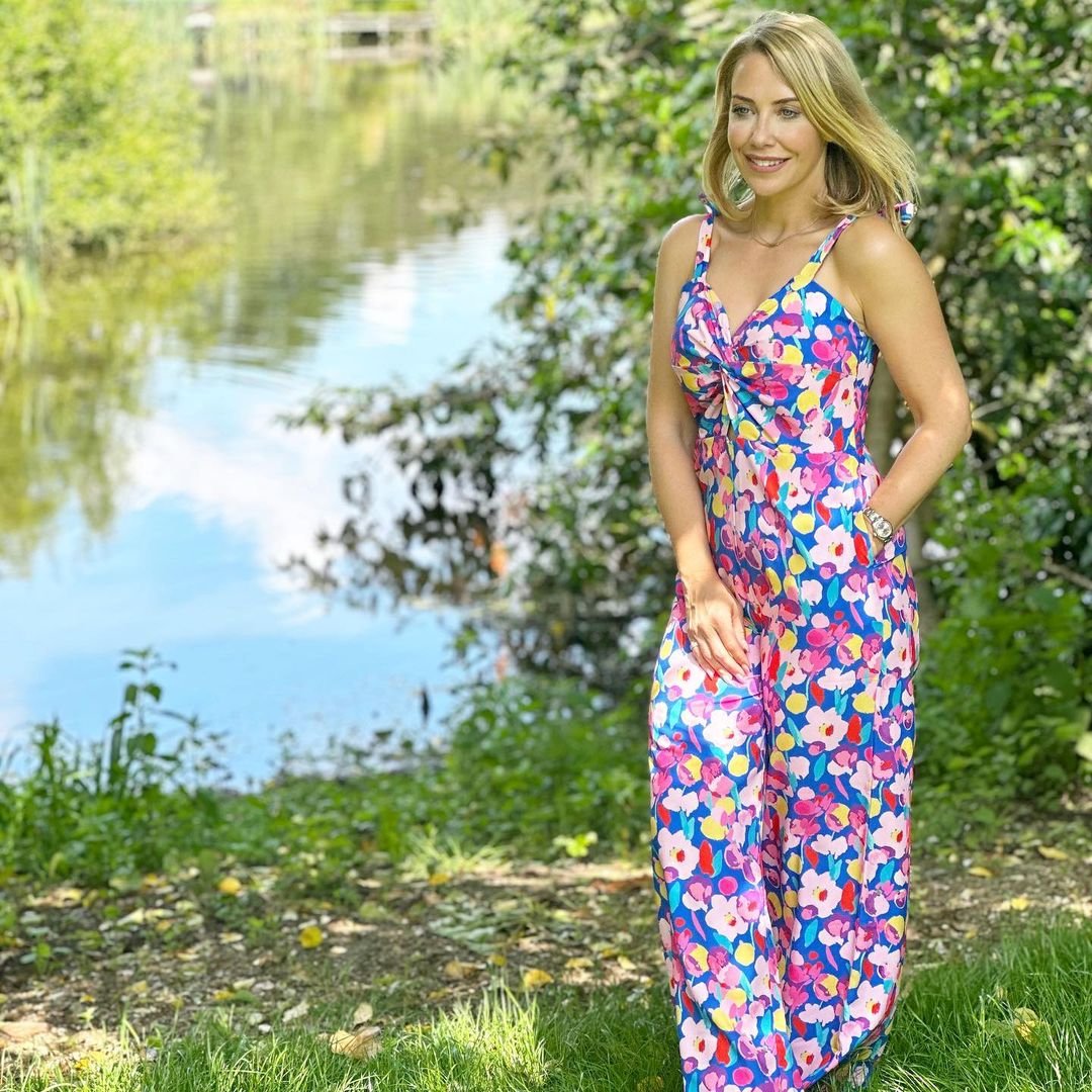 Female Celebrities Mostly Brits on Twitter "Laura Hamilton."