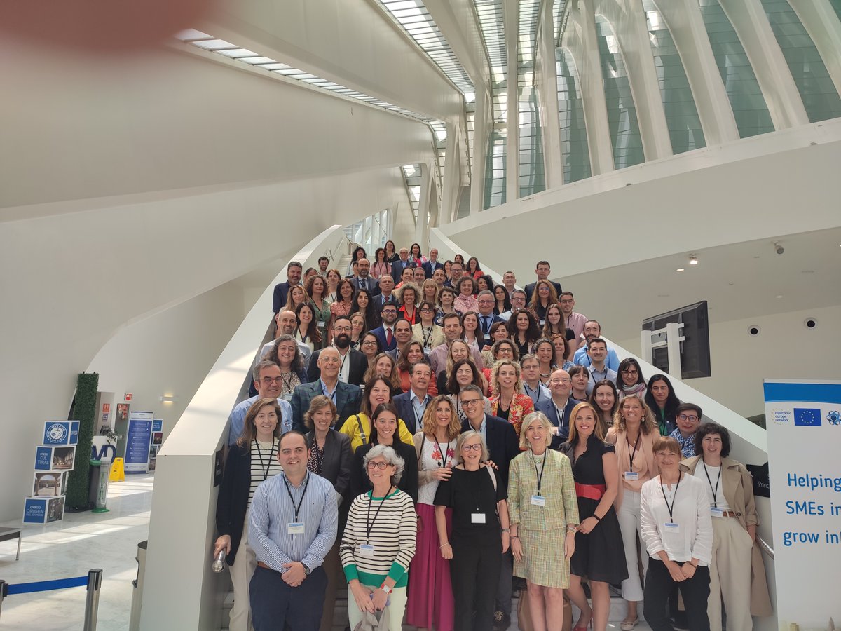 Network members in Spain are meeting for 2⃣ intense days of discussions 🇪🇸 

Participants will discuss how @EEN_spain contributes to the Network's groups of experts, drives communication efforts, supports SMEs on their path to success, and many more! 

#EENCanHelp #EEN23Oviedo