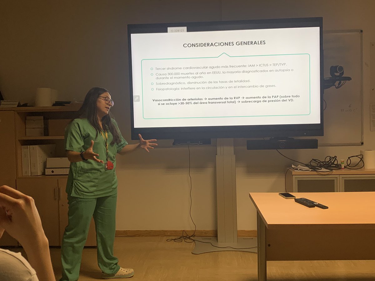 CardioResis Valladolid (@vallacarres) on Twitter photo Sesión de nuestra R3 Paloma Pulido sobre tromboembolismo pulmonar y posibilidad de trombectomía #hcuv #cardiologia #Cardiology <a href="/palomapg5/">Paloma PG.</a> Sesión de nuestra R3 Paloma Pulido sobre tromboembolismo pulmonar y posibilidad de trombectomía #hcuv #cardiologia #Cardiology <a href="/palomapg5/">Paloma PG.</a>