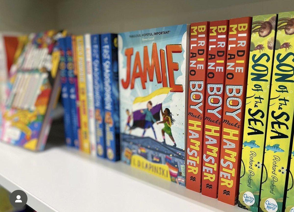 teacher_books's tweet photo. Weโve done some restocking of books for our Pride display! How beautiful does it all look together ๐
@ldlapinski @bobtregoning @NotAgainBen @MrEagletonIan @leewhowrites @PurpleHuskey @scottcreatess @jessrose_illo #booksforpride #PrideMonth2023 https://t.co/Z7YTyK15sK