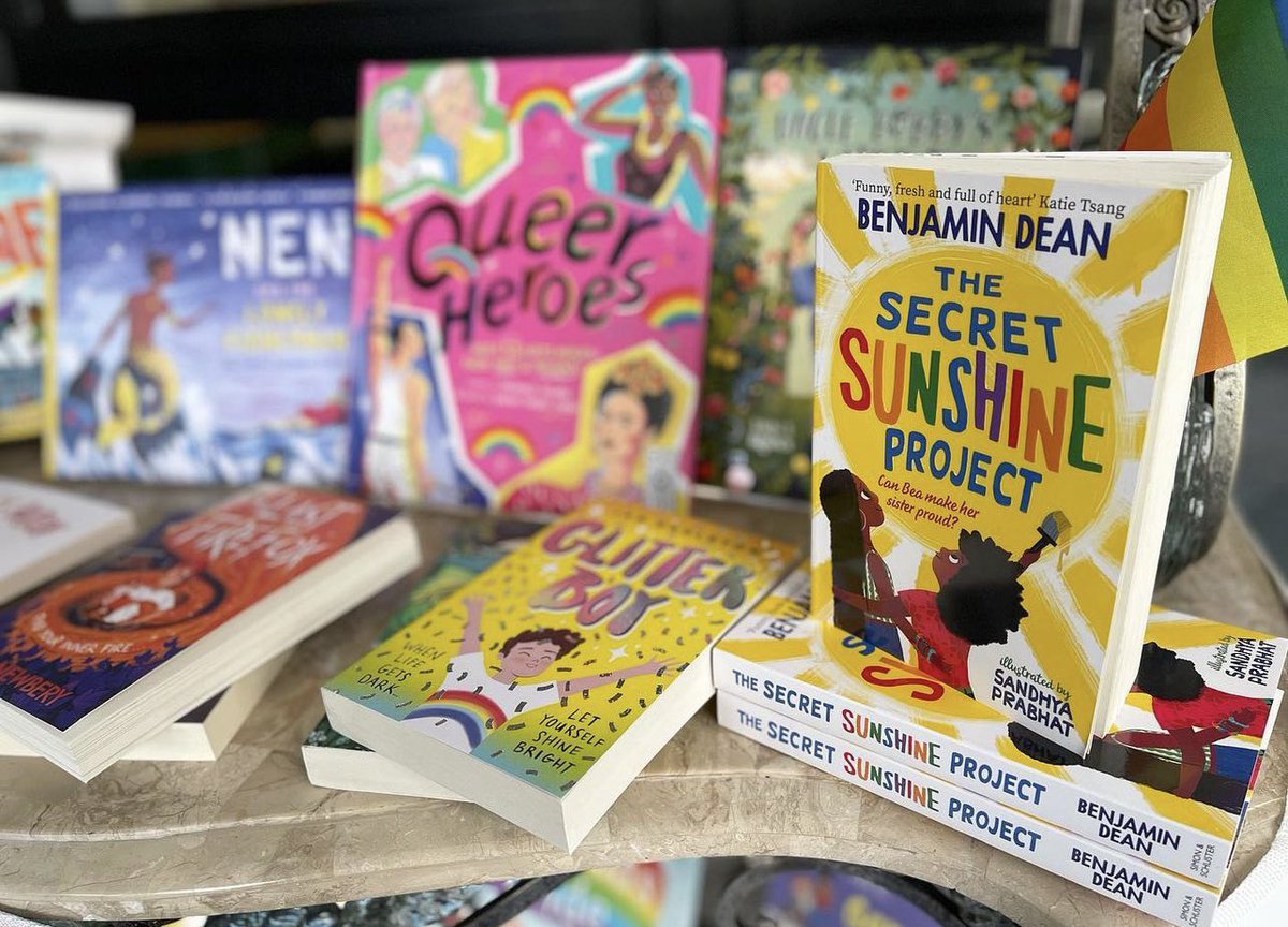 teacher_books's tweet photo. Weโve done some restocking of books for our Pride display! How beautiful does it all look together ๐
@ldlapinski @bobtregoning @NotAgainBen @MrEagletonIan @leewhowrites @PurpleHuskey @scottcreatess @jessrose_illo #booksforpride #PrideMonth2023 https://t.co/Z7YTyK15sK