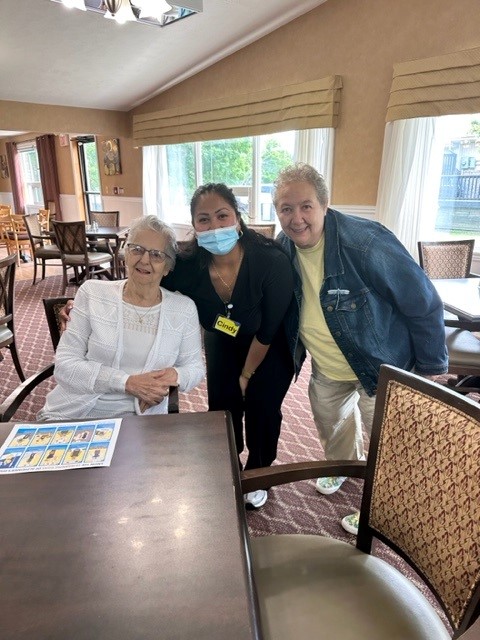 Thank you Melissa and residents of Rosewood Erie Glen. 

Contact Cindy for more information on Finding Your Way or Dementia Friendly Communities at ckeo@aswecare.com.

#FYW #DFC