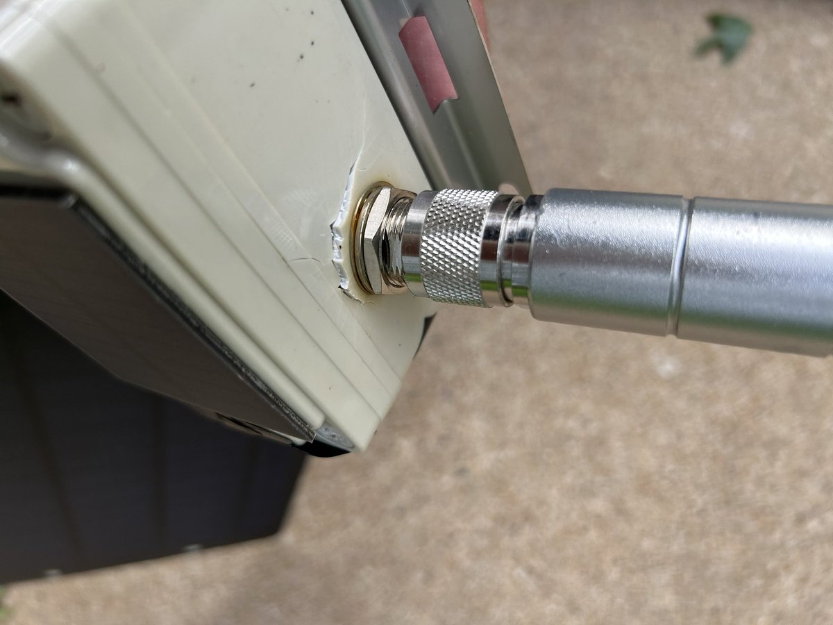 AustinMeshOrg's tweet image. Bad news - my “poor man’s radio tower” - painter’s pole with paracord guy wires - failed last night during the thunderstorm. Antenna mount also failed on the case. Radio is still operating and has 81% battery. I wouldn’t recommend this tower design. #meshtastic #solarpunk