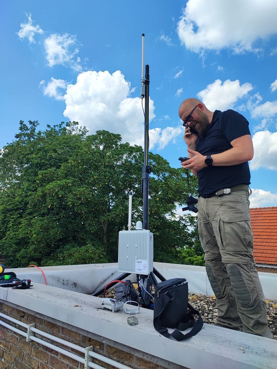 SkeyDrone tweet media