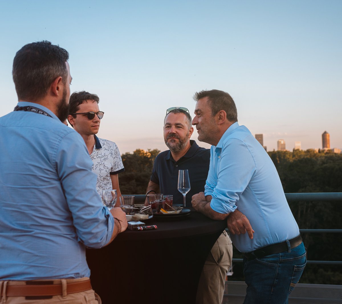 Synktory tweet media